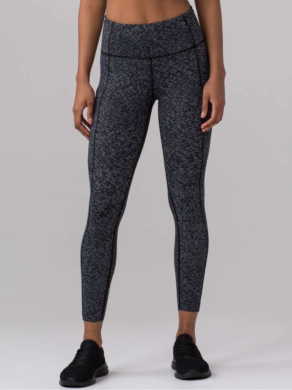 Lululemon Fast & Free 7/8 Tight II Nulux 25” Soundwave Black White Size 2